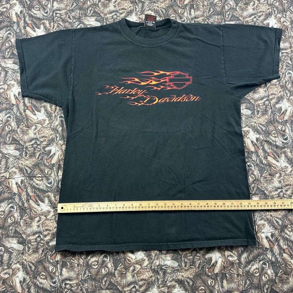 Vintage Harley-Davidson Black Tee with Flame Graphic